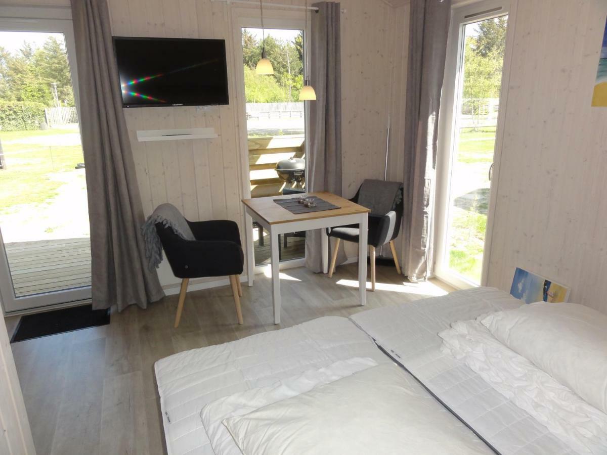 Tornby Strand Camping Cottages Hirtshals Ngoại thất bức ảnh
